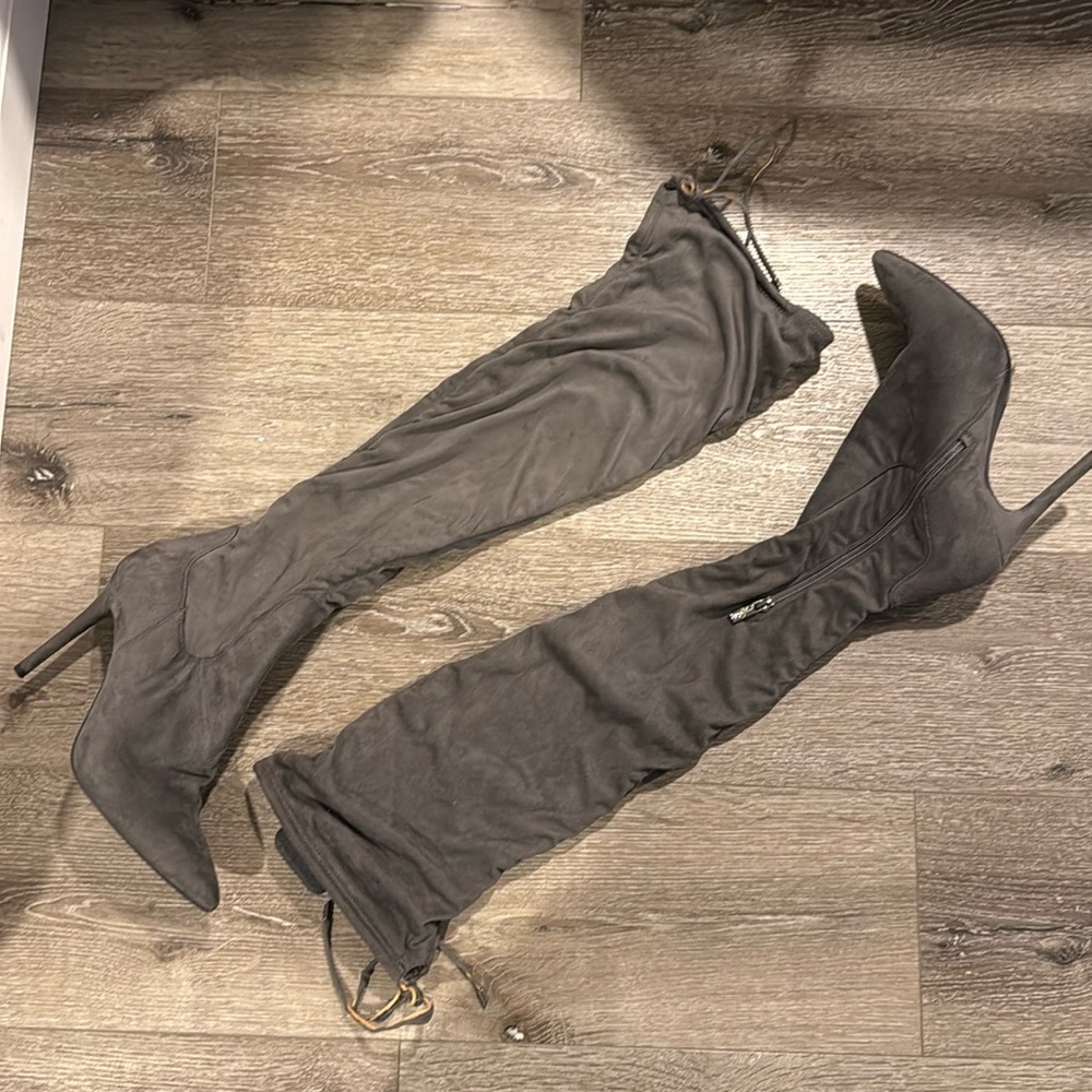 Jessica Simpson thing high boot - Picture 1 of 6